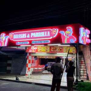 Aviso en acrilico las brasas